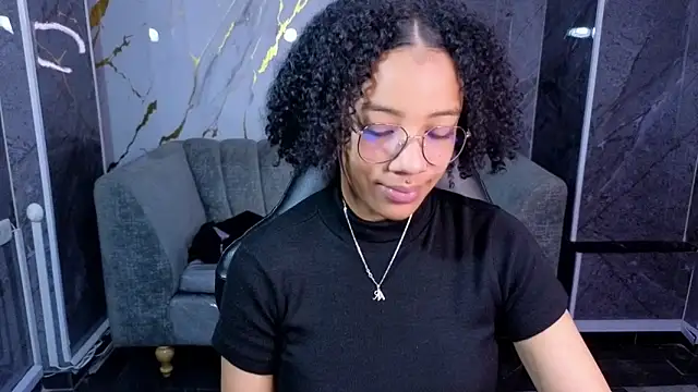 Violeth b online show from 10/30/25, 12:47