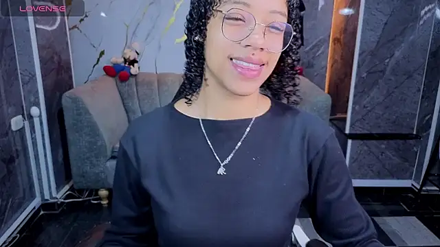 Violeth b online show from 04/29/26, 12:42