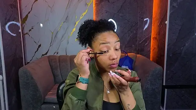 Violeth b online show from 11/10/25, 12:54