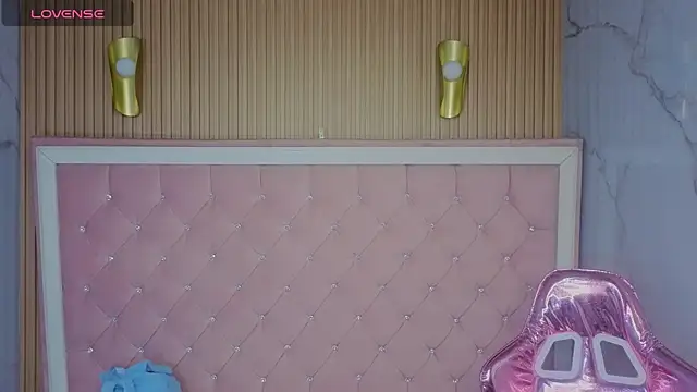 Violeth b online show from 01/10/26, 12:55