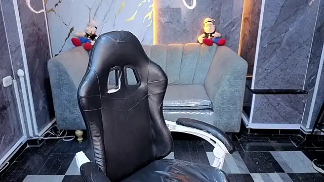 Violeth b online show from 04/14/26, 12:43