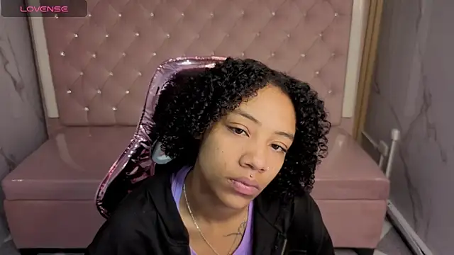 Violeth b online show from 12/17/25, 12:43