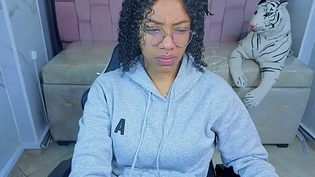 Violeth b online show from 03/05/26, 12:46