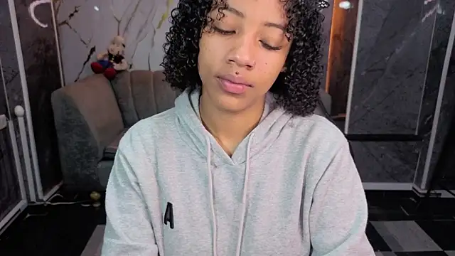 Violeth b online show from 04/11/26, 01:04