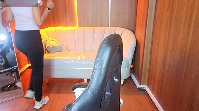 Violeth b online show from 01/09/26, 12:56