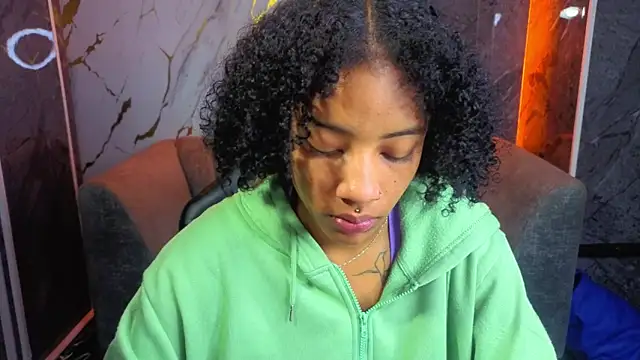 Violeth b online show from 11/14/25, 12:53