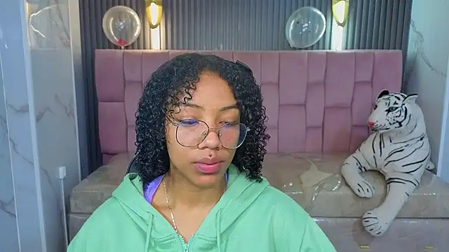 Violeth b online show from 03/06/26, 01:17