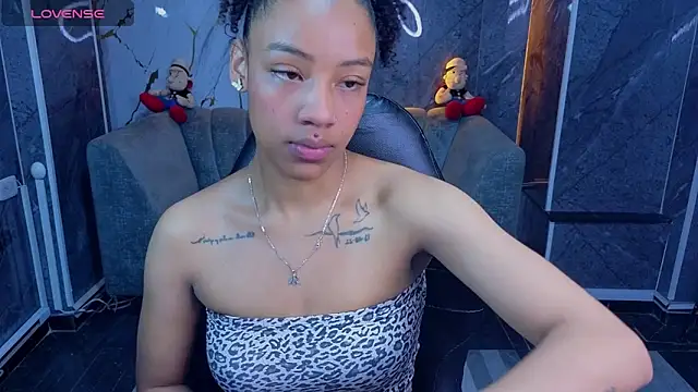 Violeth b online show from 06/04/26, 01:05
