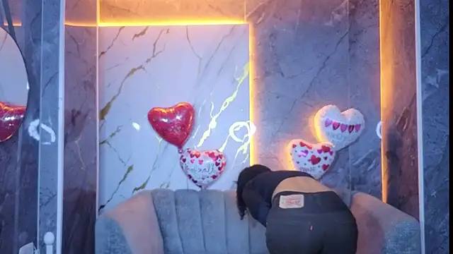 Violeth b online show from 02/13/26, 01:11