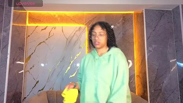 Violeth b online show from 01/07/26, 12:43