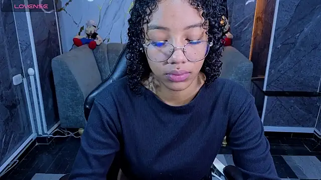 Violeth b online show from 05/26/26, 01:09