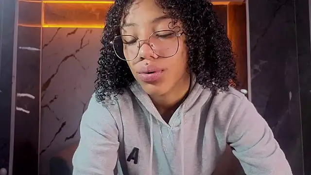 Violeth b online show from 02/07/26, 12:57