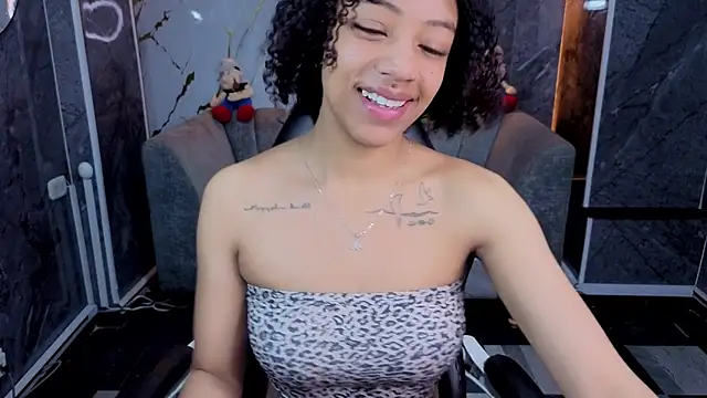 Violeth b online show from 04/30/26, 12:45