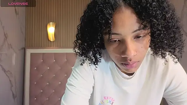 Violeth b online show from 12/16/25, 01:04