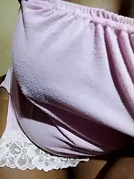 Snapshot of Diwya69 chatting on 02/28/26, 08:30 Diwya69 online show from 02/28/26, 08:30