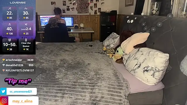 Snapshot of elina_may chatting on 01/24/25, 10:51 elina may online show from 01/24/25, 10:51