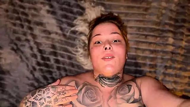 Snapshot of elina_may chatting on 12/12/24, 09:04 elina may online show from 12/12/24, 09:04