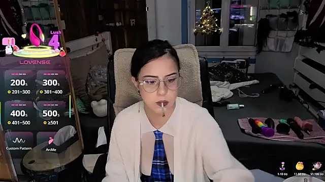 LisandreLaVenale online show from 12/04/25, 09:47