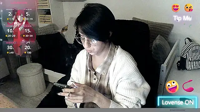 Snapshot of LisandreLaVenale chatting on 12/13/24, 09:20 LisandreLaVenale online show from 12/13/24, 09:20