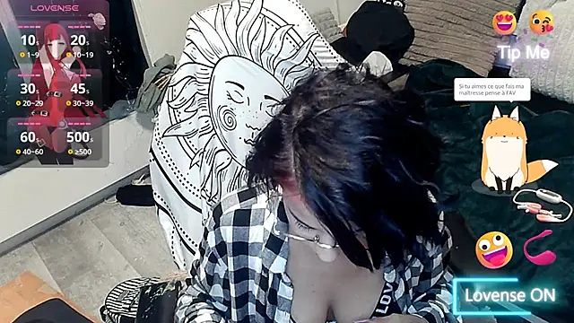 Snapshot of LisandreLaVenale chatting on 03/02/25, 08:25 LisandreLaVenale online show from 03/02/25, 08:25