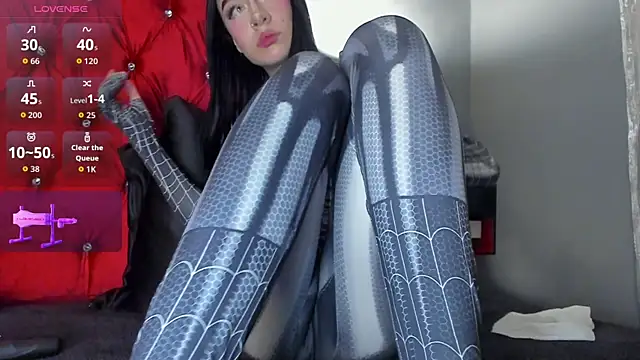 Snapshot of RivenFerretty chatting on 09/19/25, 02:37 RivenFerretty online show from 09/19/25, 02:37