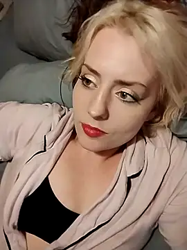 SkarlettRose96 online show from 01/13/26, 06:45