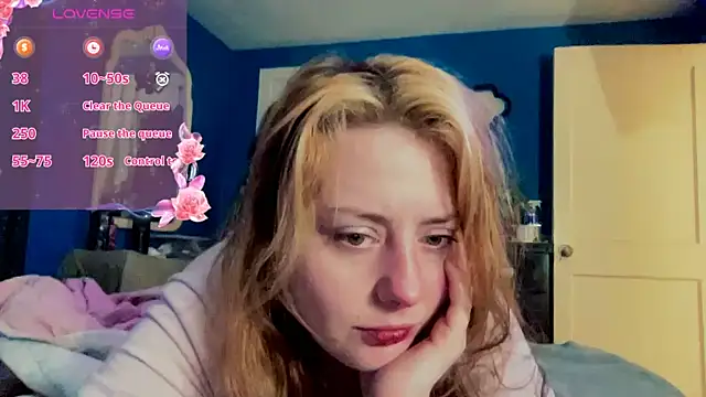 SkarlettRose96 online show from 10/28/25, 11:09