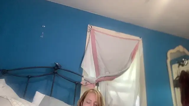 SkarlettRose96 online show from 09/26/25, 08:38