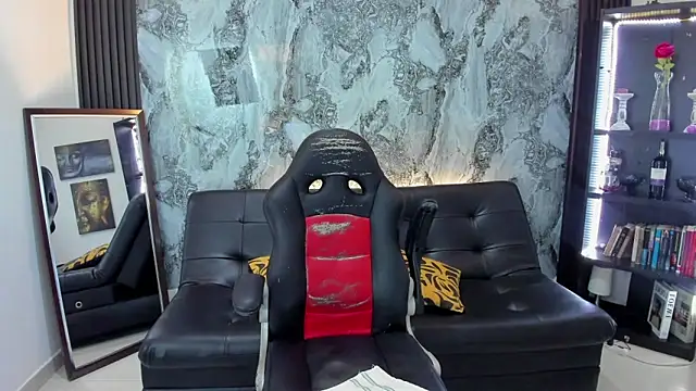 Carlota milf 30 online show from 04/22/26, 08:04