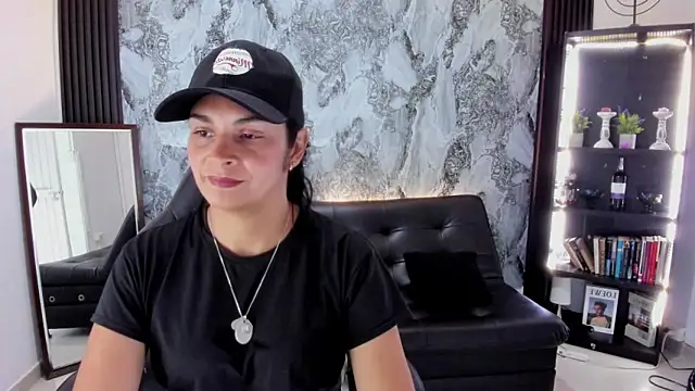 Carlota milf 30 online show from 03/29/26, 03:57