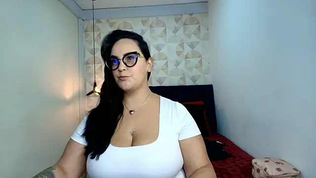 veronicabbw online show from 10/27/25, 12:06