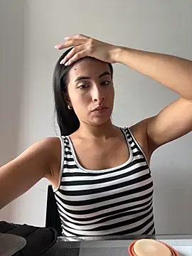 IssabellaLopez online show from 11/18/25, 04:32