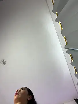 IssabellaLopez online show from 05/26/26, 03:43