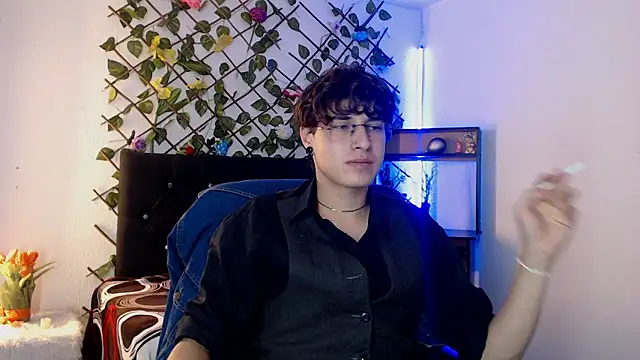 Jeam hot online show from 12/19/25, 10:12