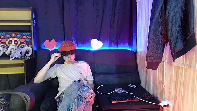 Snapshot of Jeam_hot chatting on 02/16/25, 01:03 Jeam hot online show from 02/16/25, 01:03