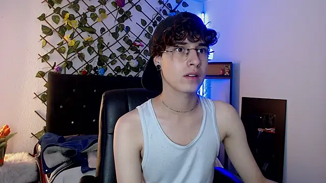 Jeam hot online show from 12/18/25, 09:51