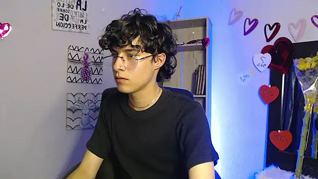 Snapshot of Jeam_hot chatting on 02/20/25, 10:04 Jeam hot online show from 02/20/25, 10:04