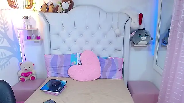 Alison Wiley online show from 02/26/26, 04:01