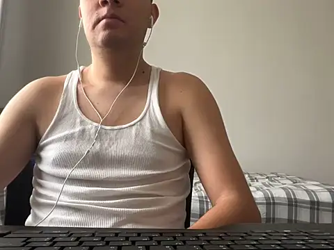 CarlosR4m online show from 06/05/26, 01:06