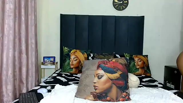 quenliyasa online show from 02/08/26, 10:29