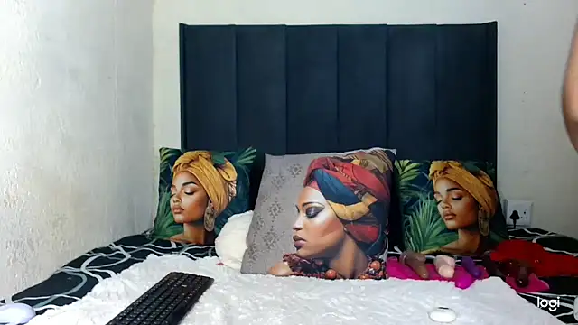 quenliyasa online show from 03/26/26, 07:45