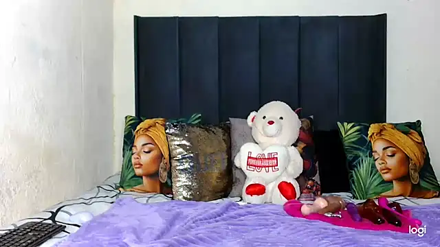 quenliyasa online show from 03/28/26, 10:11