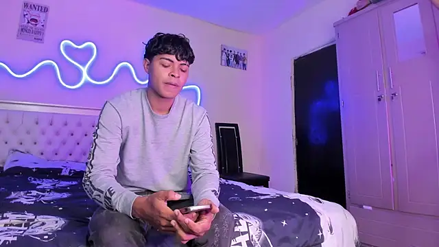 dafnezahiraa  online show from 01/09/26, 09:11