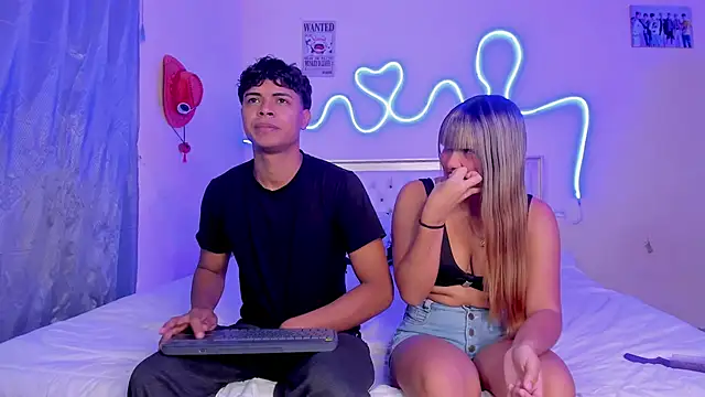 dafnezahiraa  online show from 11/02/25, 12:59