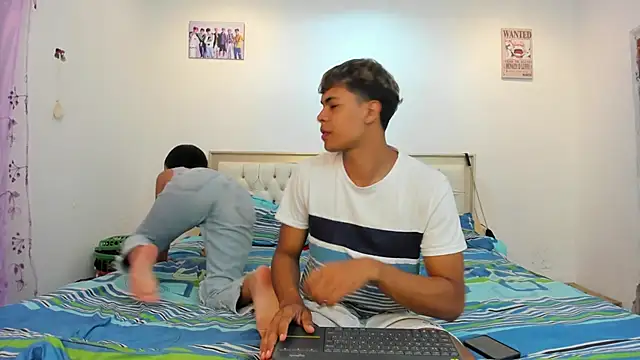 dafnezahiraa  online show from 02/16/25, 04:42