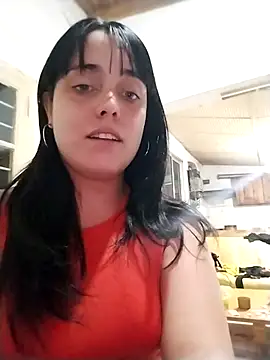 Snapshot of lucylovles chatting on 12/17/25, 12:04 lucylovles online show from 12/17/25, 12:04
