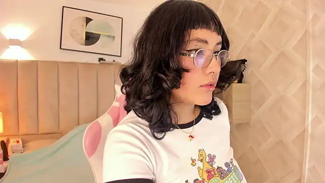 Snapshot of Haru_Bonny chatting on 02/06/26, 08:49 Haru Bonny online show from 02/06/26, 08:49