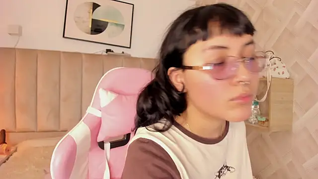 Snapshot of Haru_Bonny chatting on 02/25/26, 07:36 Haru Bonny online show from 02/25/26, 07:36