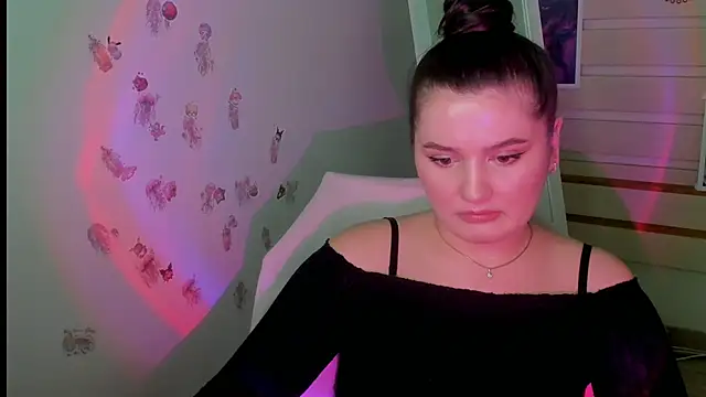 Lei White online show from 02/20/25, 01:57