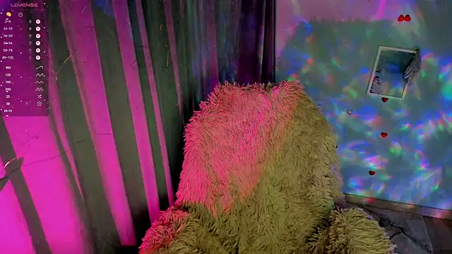 Lei White online show from 09/26/25, 08:16